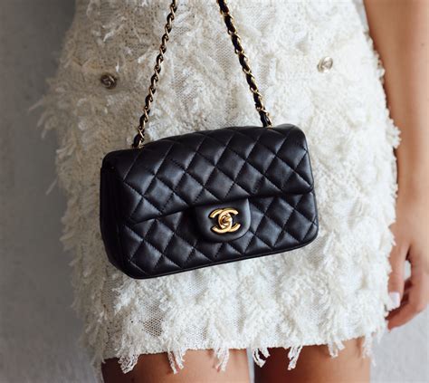 chanel classi flap sizes|Chanel classic flap beige.